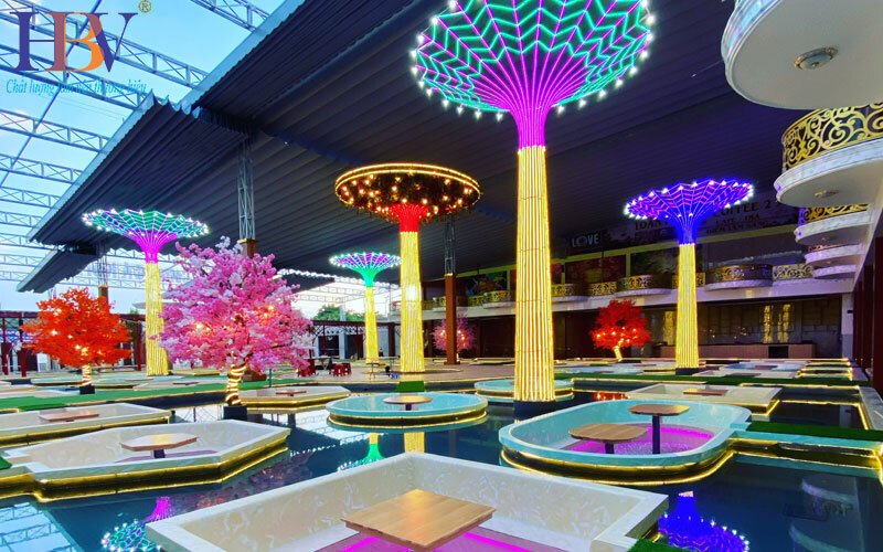 be-boi-kinh-doanh-tai-khu-phuc-hop-cafe-ca-koi-be-boi-2