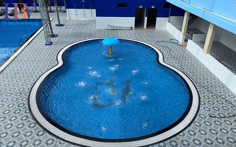 be-boi-kinh-doanh-tai-khu-phuc-hop-cafe-ca-koi-be-boi-20