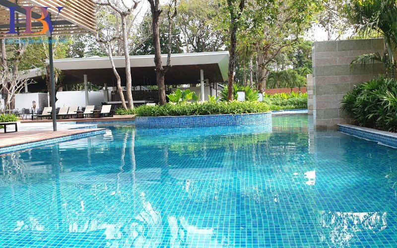 nhung-ly-do-can-co-mot-ho-boi-be-boi-trong-khu-du-lich-4