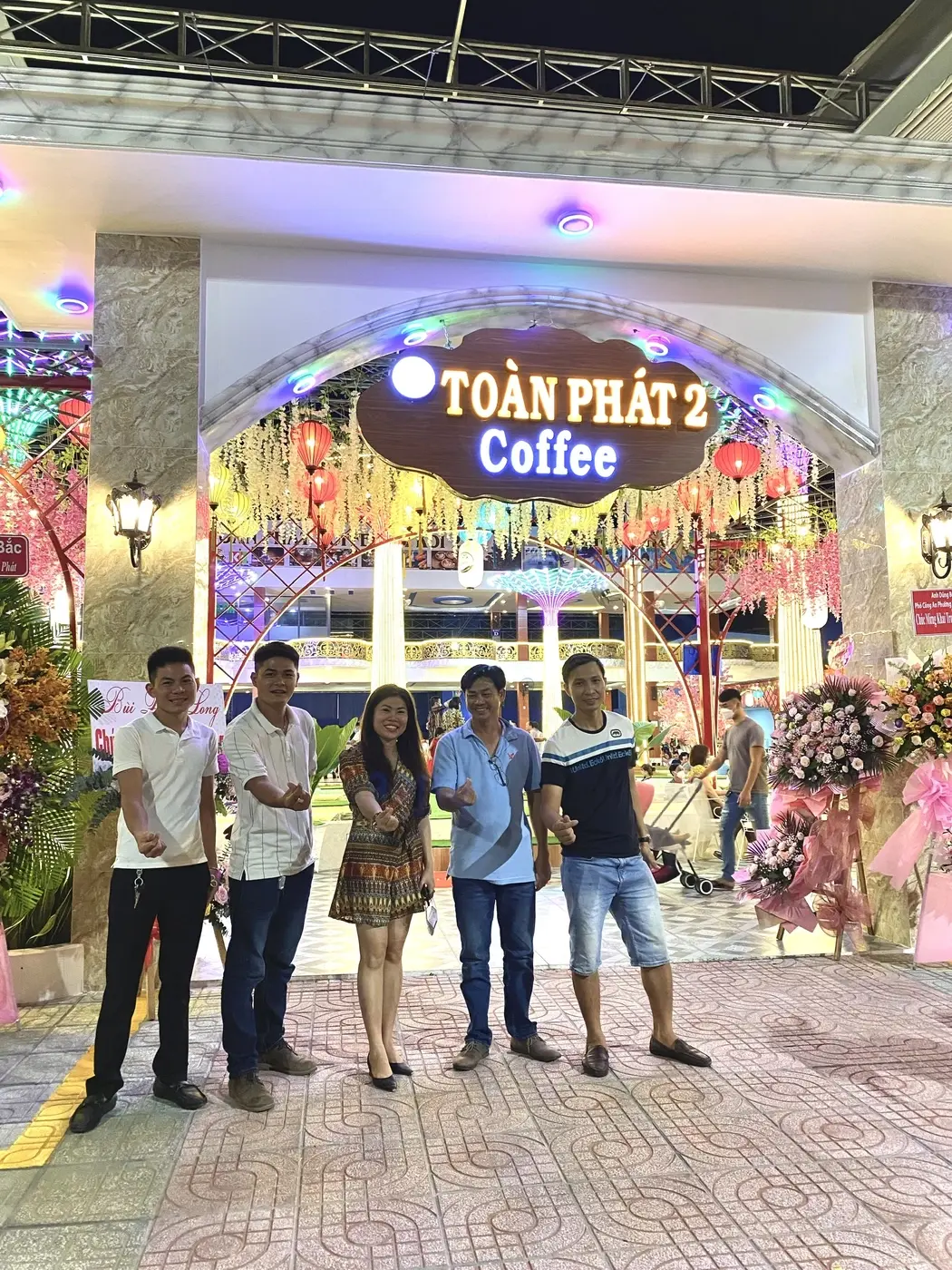 Mr Đoàn - Hồ bơi Bình Dương