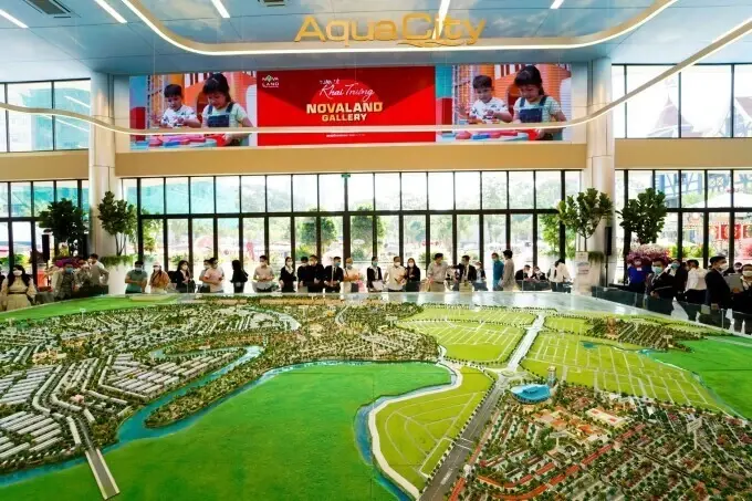 aqua city hút khách trong sự kiện khai trương novaland gallery