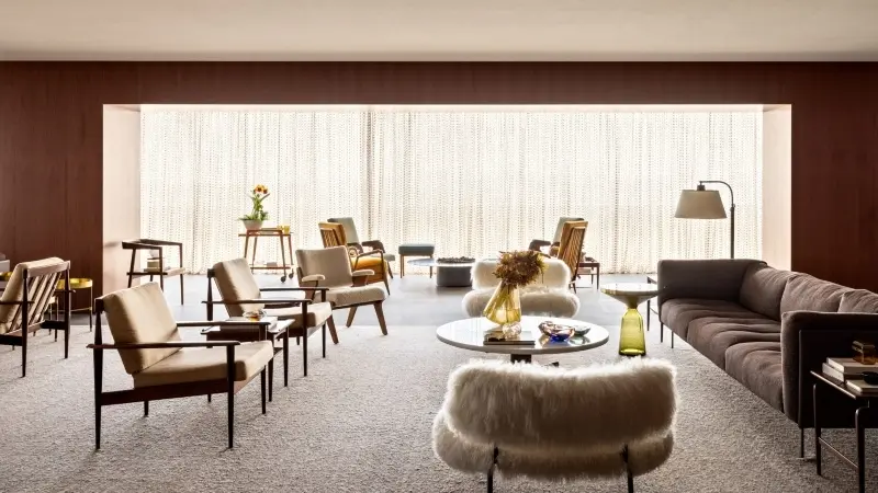 kiến trúc cổ điển giao hoà với hiện đại của căn hộ flat