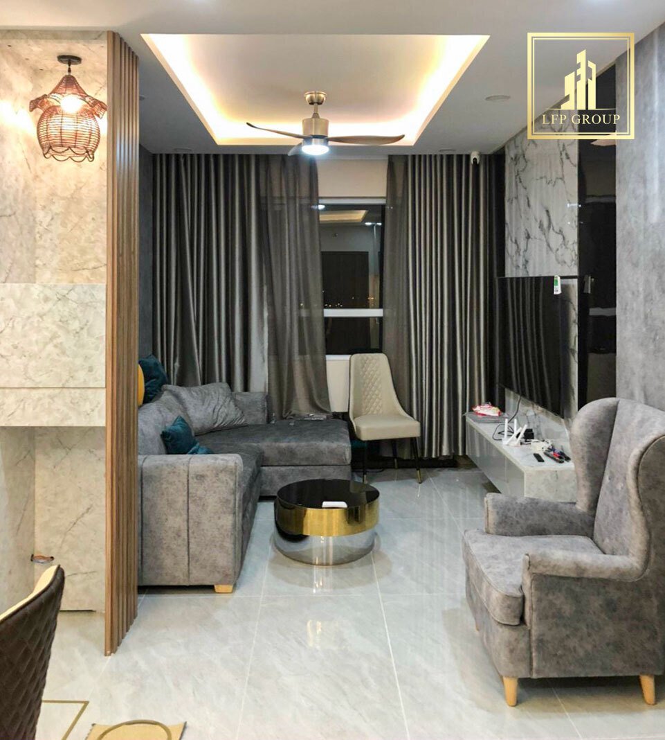 1-lfp-54y8efuy8e4758t478tyg