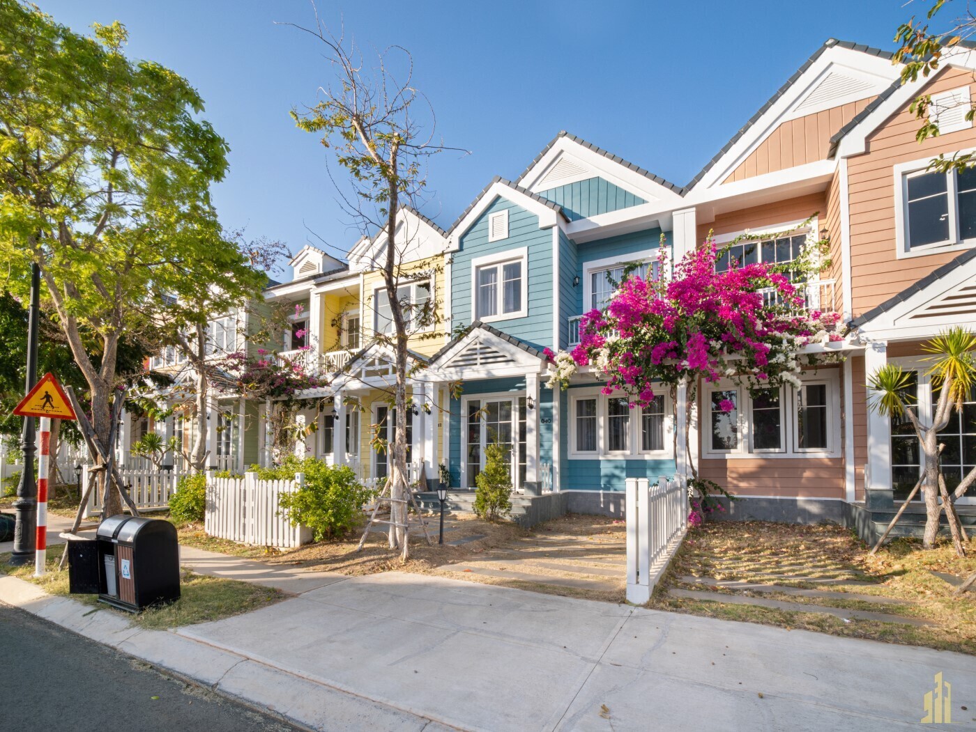 1-lfp-578uif9478395ytg