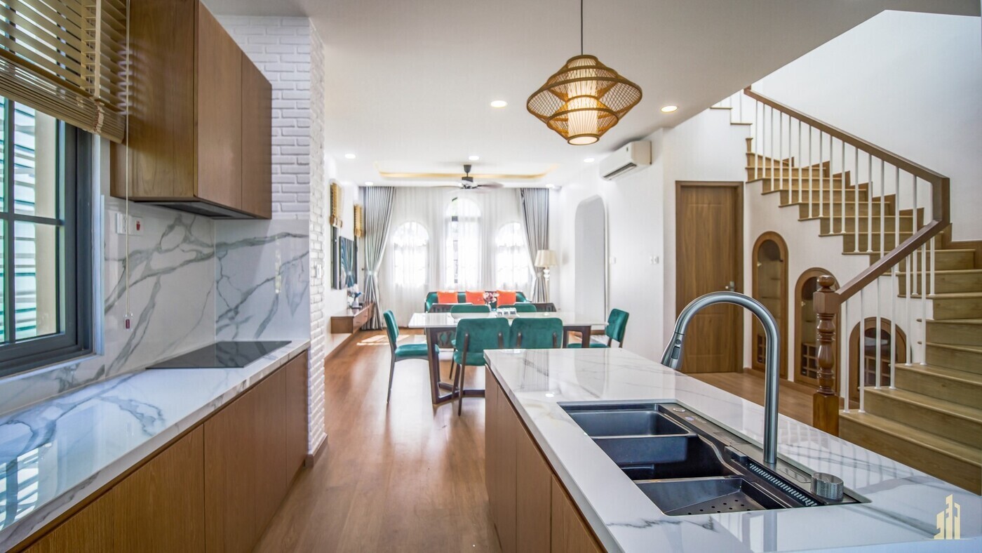 11-lfp-5648ufg784767ry