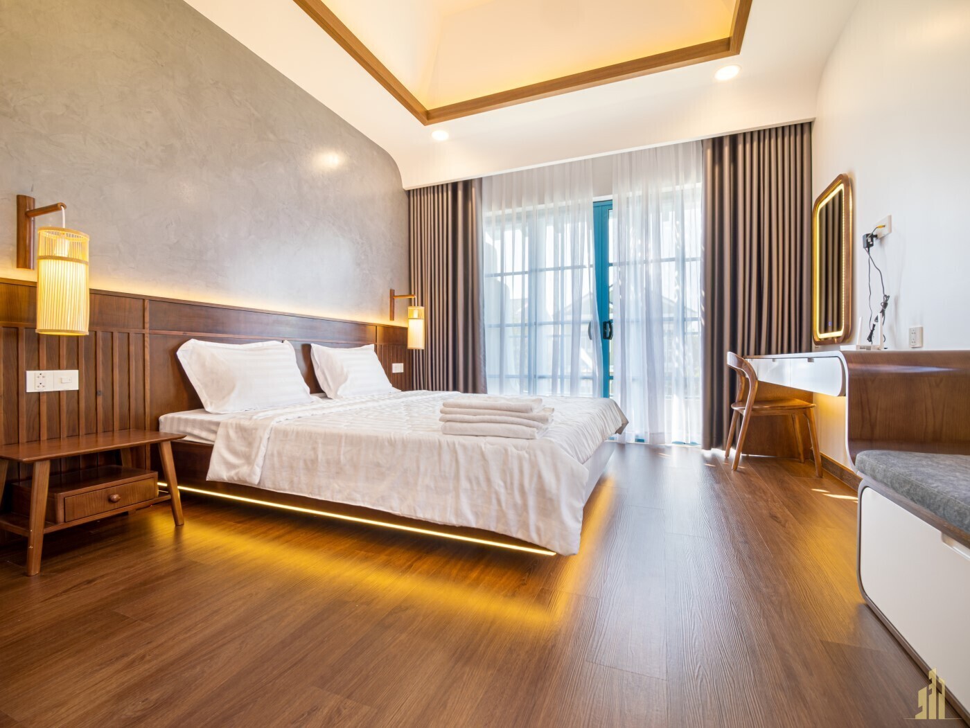 11-lfp-85904jkf789e7589rt