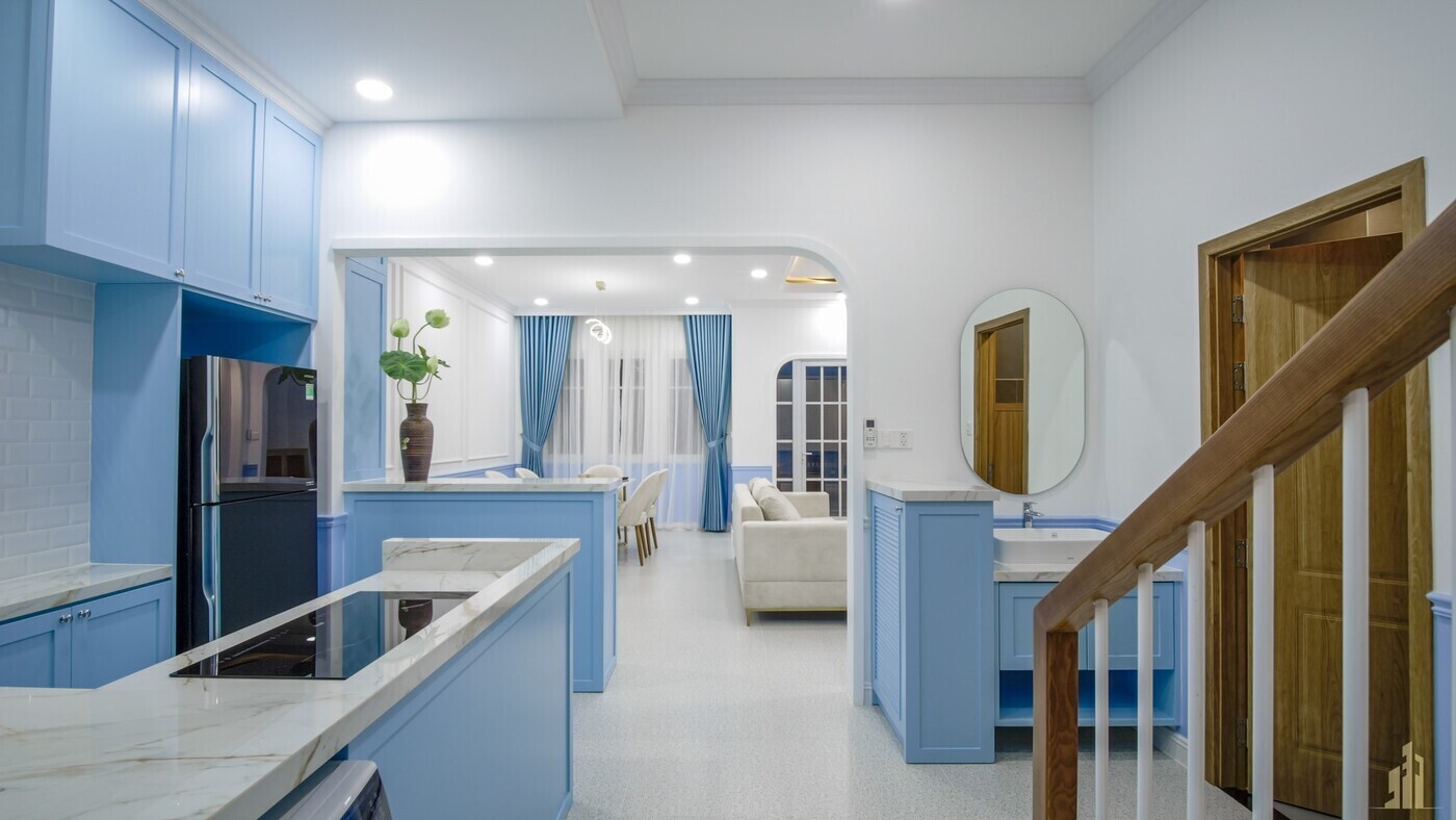 124-lfp-4789jg79347867y9gt