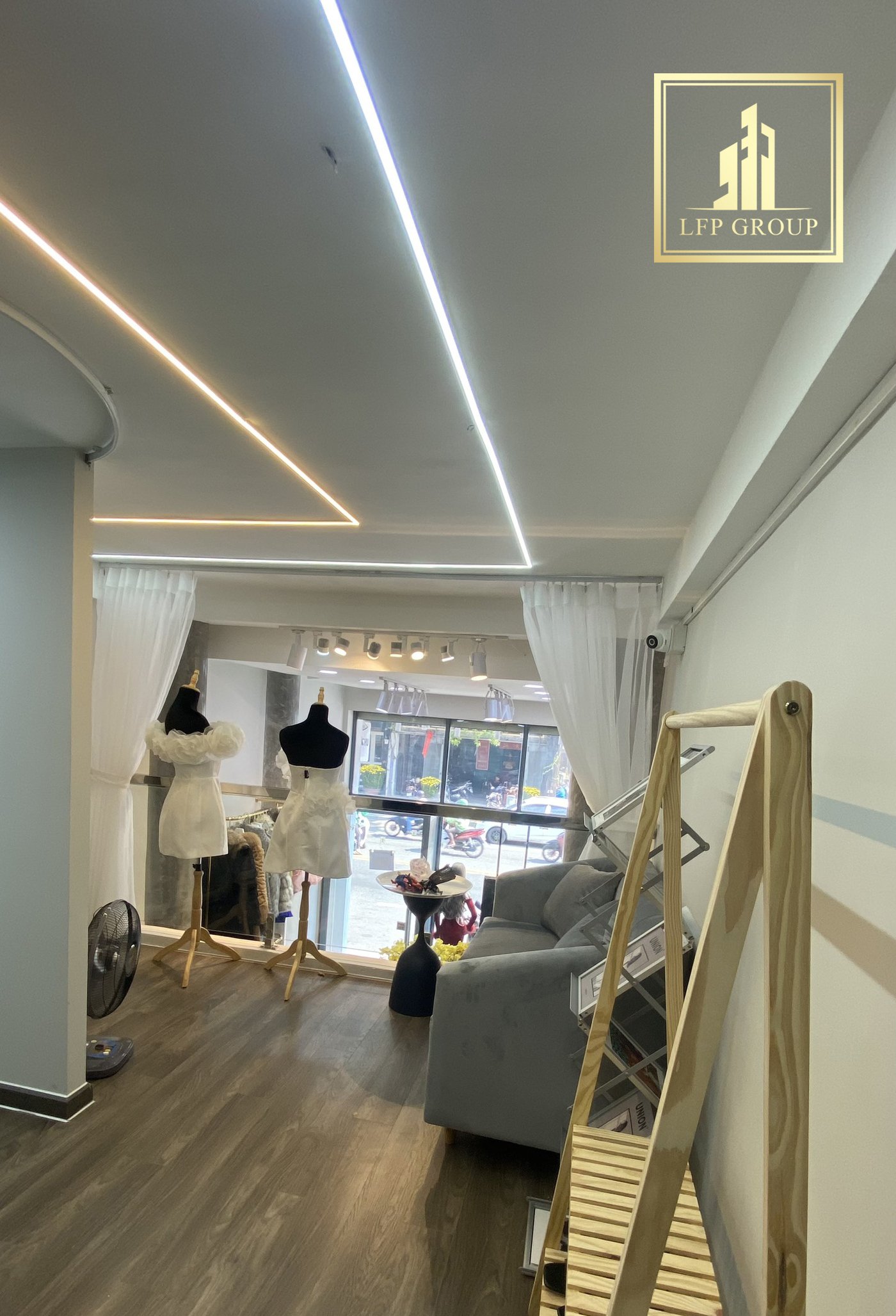 13-lfp-54fgi7897489r7gf8954gfe