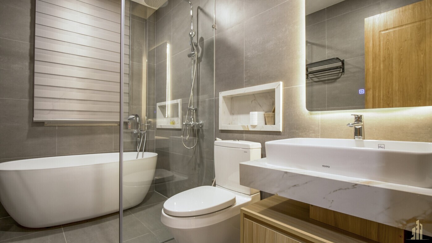 132-lfp-4789jg79347867y9gt