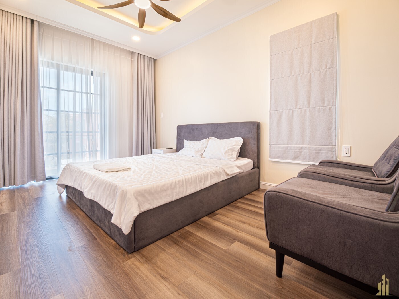 15-lfp-5784fg89489hrt