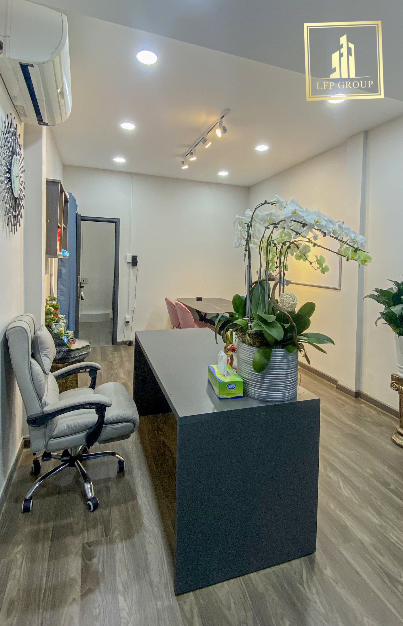 17-lfp-54fgi7897489r7gf8954gfe