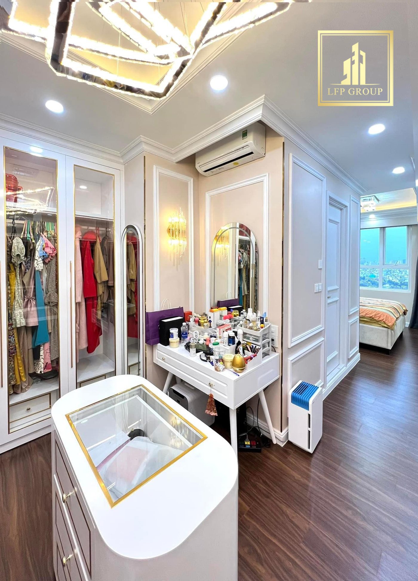 17-lfp-584uifg7r876879h