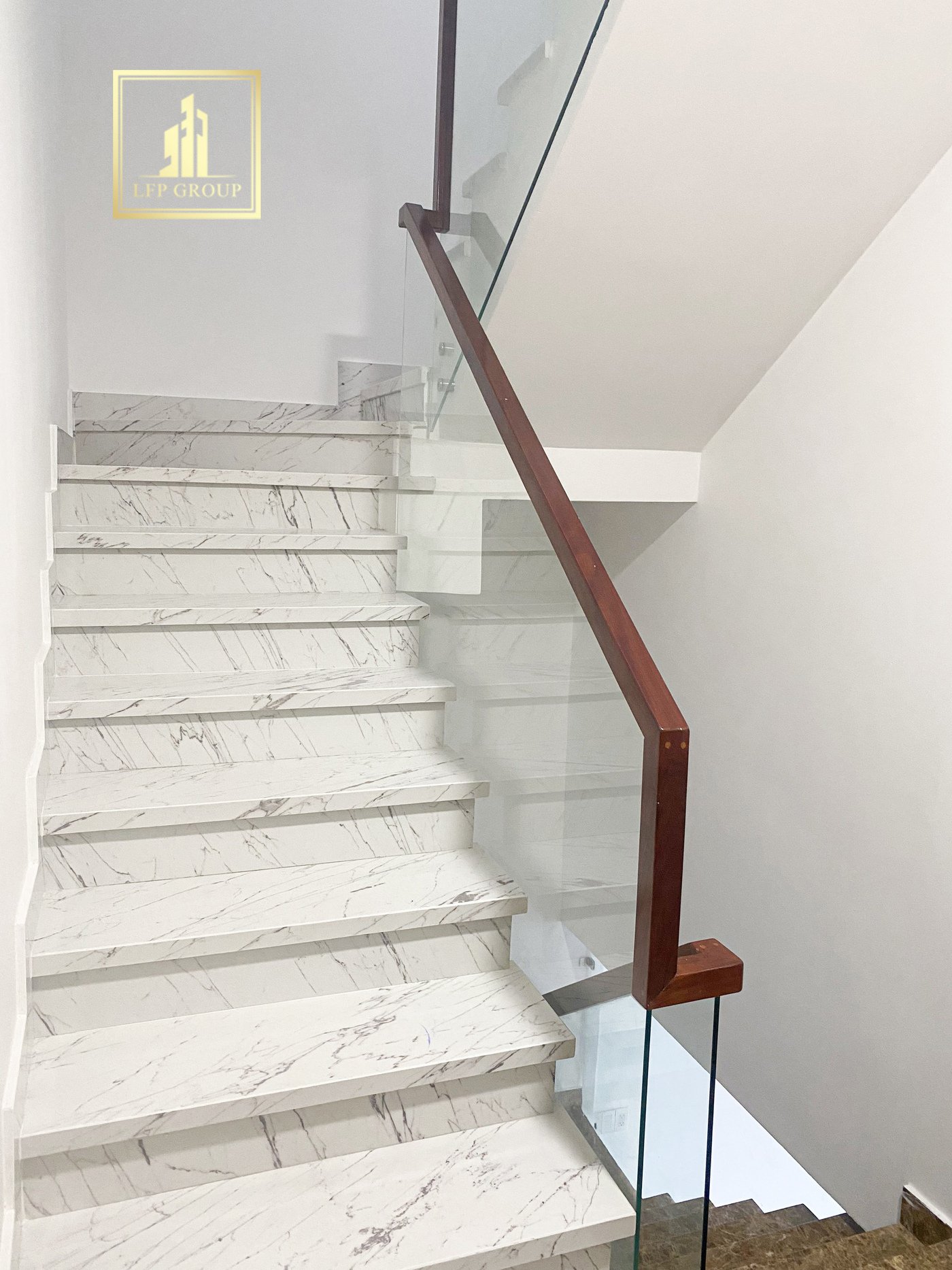 17-lfp-5894i78580ryjhg7874t89h