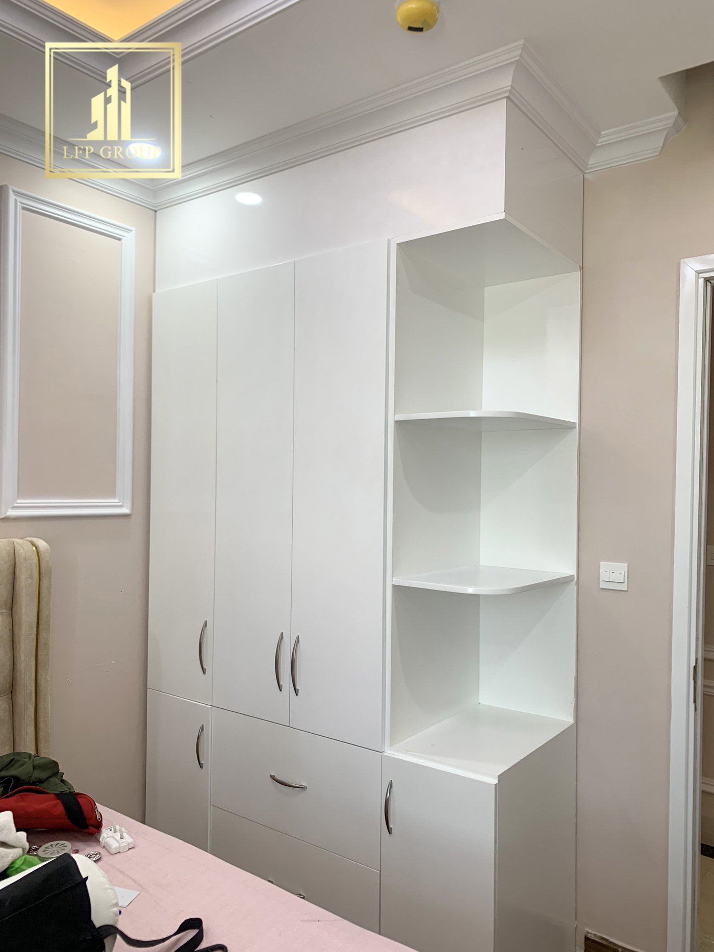 22-lfp-584uifg7r876879h