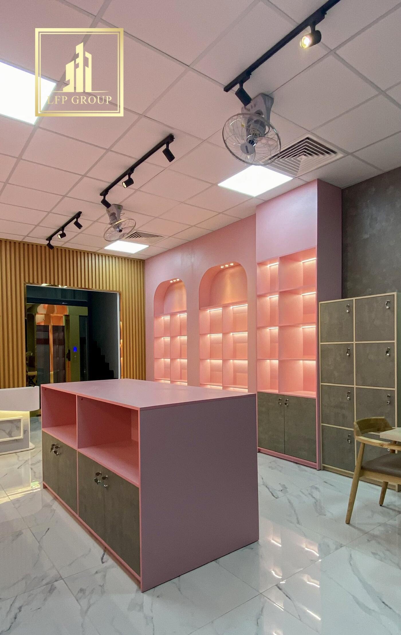 3-lfp-5784gu7r89678r7h