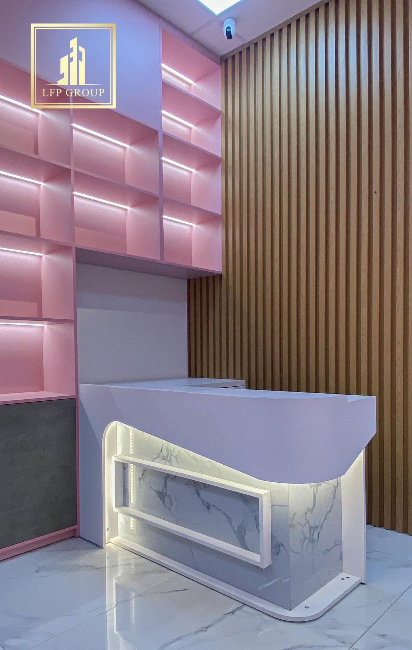 4-lfp-5784gu7r89678r7h