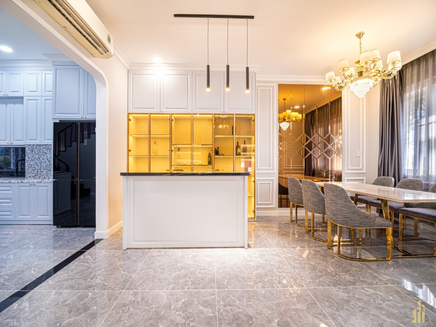 4-lfp-578uif9478395ytg