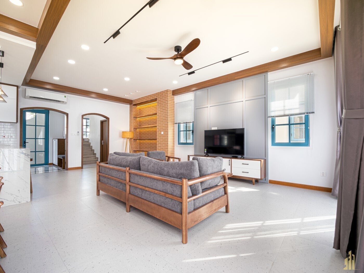 6-lfp-85904jkf789e7589rt