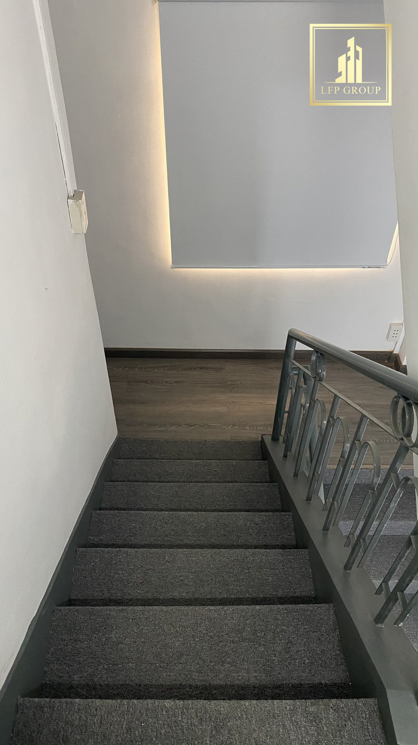 9-lfp-54fgi7897489r7gf8954gfe