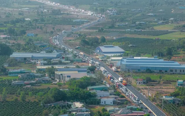 Lượng khách đến Bình Thuận tăng gấp đôi 2022 nhờ cao tốc