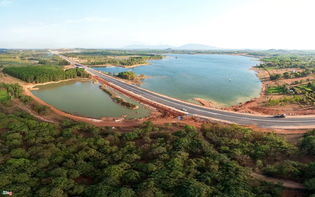 diện mạo của cao tốc dầu giây - phan thiết dài 99 km