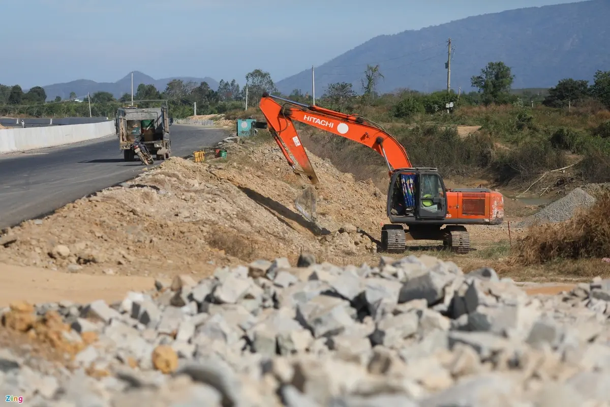 diện mạo của cao tốc dầu giây - phan thiết dài 99 km