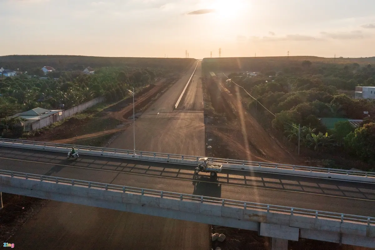 diện mạo của cao tốc dầu giây - phan thiết dài 99 km