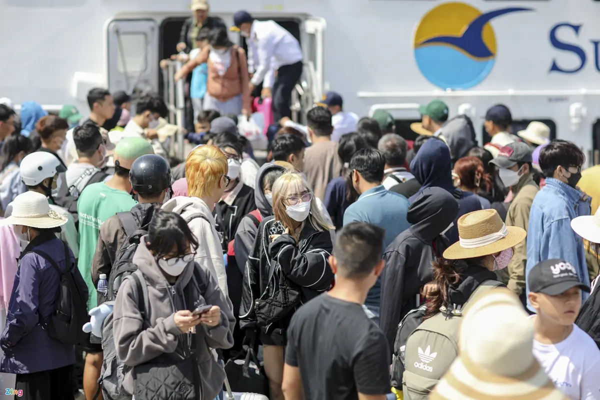 lượng khách đến bình thuận tăng gấp đôi 2022 nhờ cao tốc