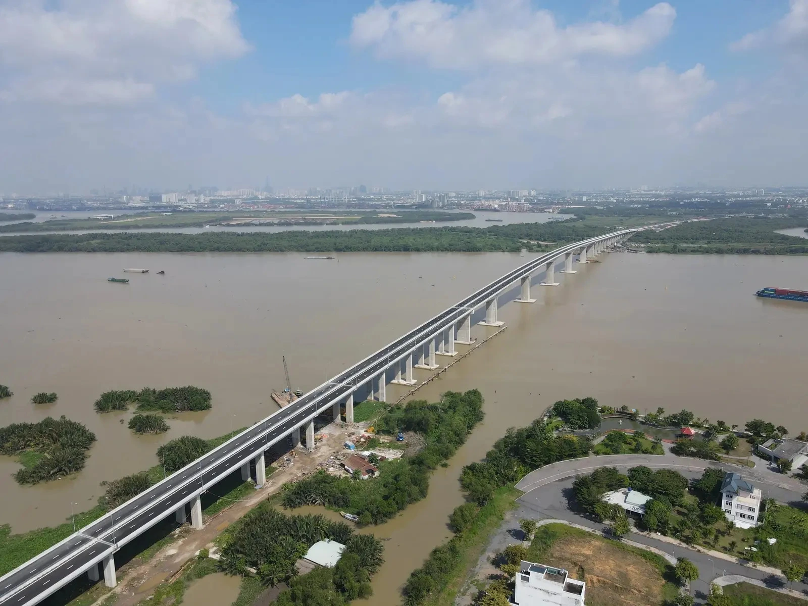 nt-1755622383640462291139