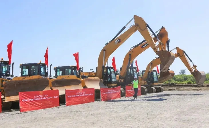 51b09f77a4642b3a7275-17661199009542086302829