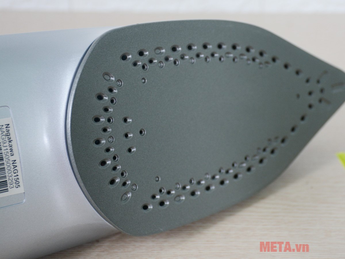 bàn ủi hơi nước nagakawa nag1505