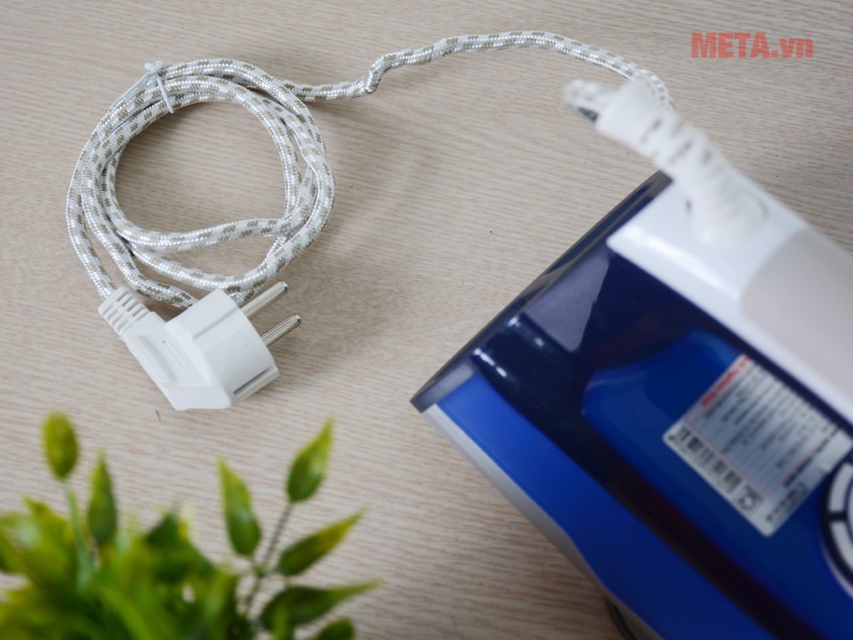 bàn ủi hơi nước nagakawa nag1505