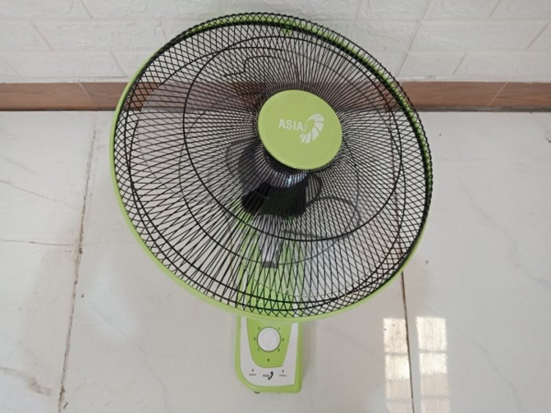 quạt treo tường asia vy357290