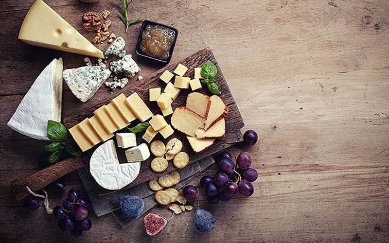 tủ lạnh electrolux 94 lít eum0930ad-vn