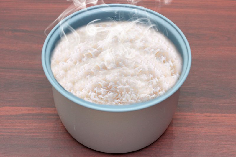 nồi cơm nắp gài happycook 1.8 lít hc-180