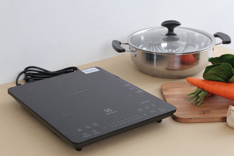 bếp từ electrolux etd42ska