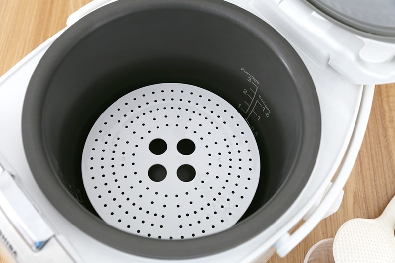 nồi cơm điện tử toshiba 1.8 lít rc-18nmfvn(wt)