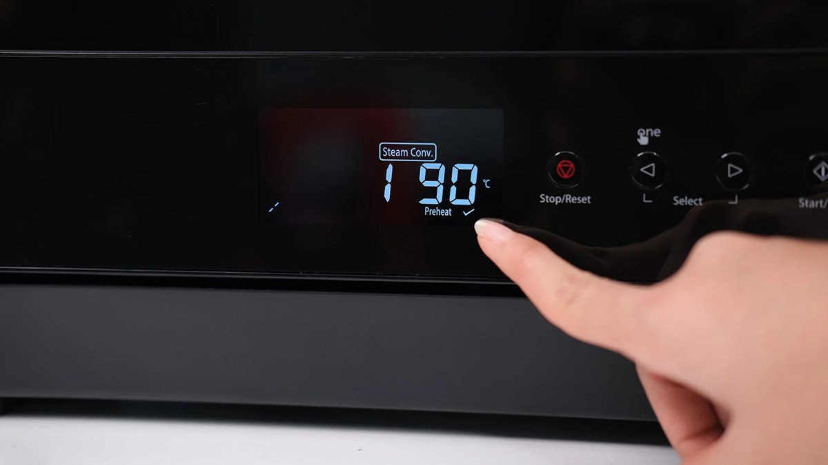 lò chiên hấp panasonic nu-sc180byue