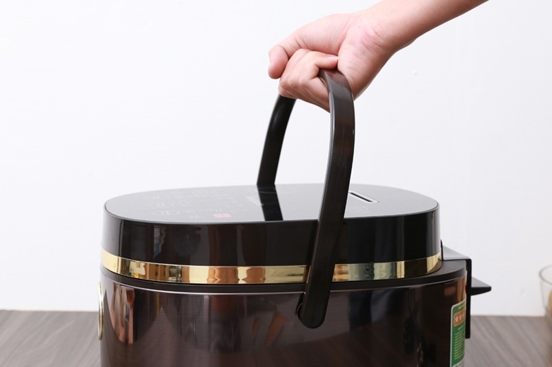 nồi cơm cao tần kangaroo 1.8 lít kg599n