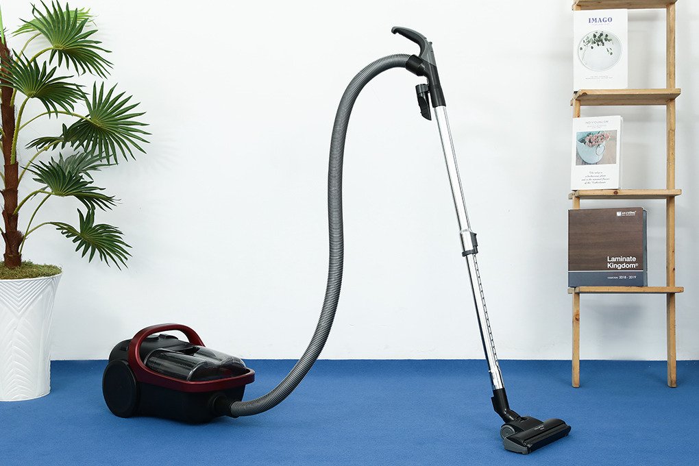 máy hút bụi dạng hộp panasonic mc-cl607rn49