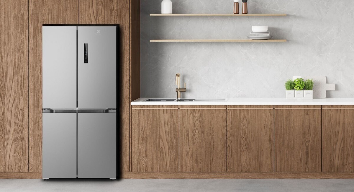 tủ lạnh electrolux inverter 496 lít eqe4900a-a