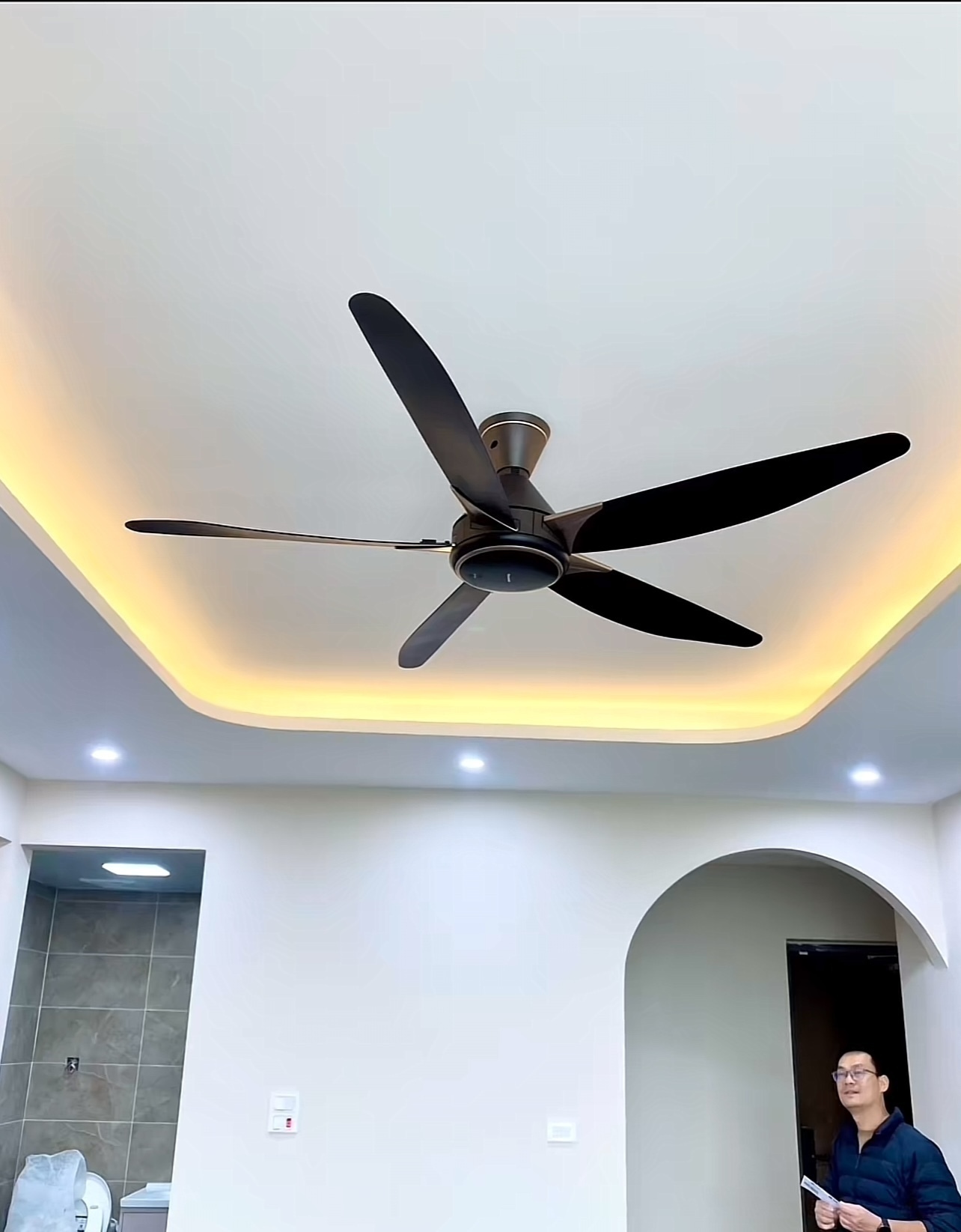 quạt trần panasonic 5 cánh f-60gds-b 40w