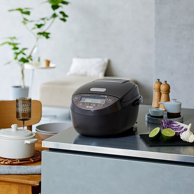 nồi cơm điện tử cao tần áp suất tiger 1.8 lít jpk-w18w