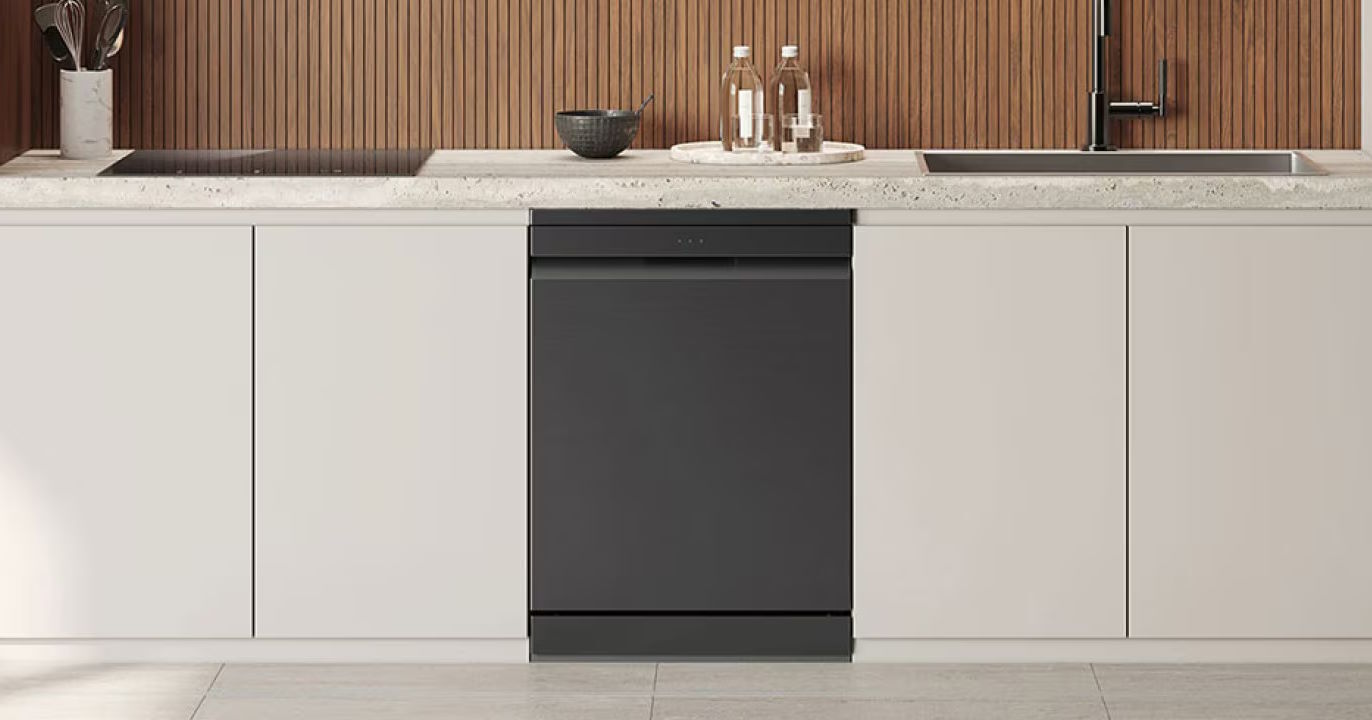 máy rửa chén độc lập lg ldn14bla5