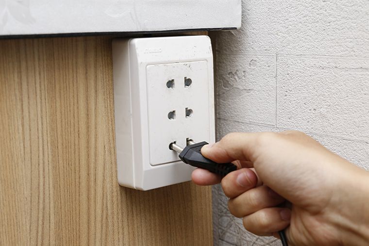 cách kết nối tivi với loa qua jack cắm 3.5 mm để nghe nhạc tết thả ga