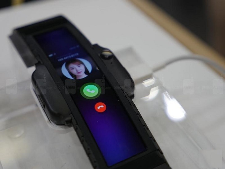 [ifa 2018] smartphone màn hình cong có khả năng uốn dẻo sẽ thành xu hướng trong tương lai