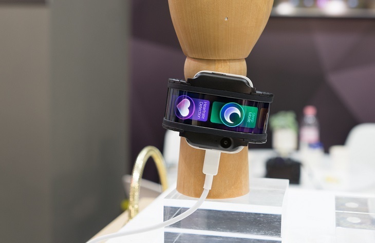 [ifa 2018] smartphone màn hình cong có khả năng uốn dẻo sẽ thành xu hướng trong tương lai