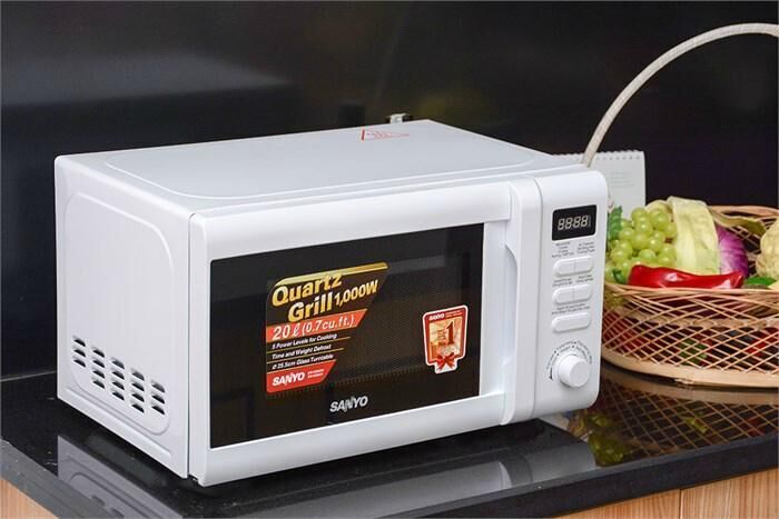 lò vi sóng có nướng bánh được không?