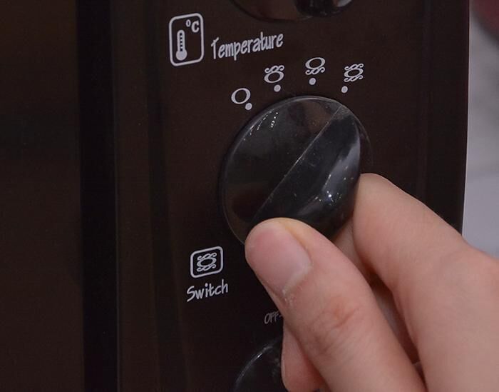 cách sử dụng quạt đối lưu của lò nướng