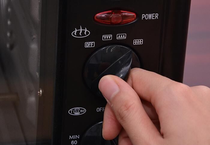 cách sử dụng tính năng xiên quay không bật quạt đối lưu của lò nướng